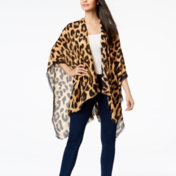 Womens Steve Madden Leopard Ruana - Picture 1 of 1